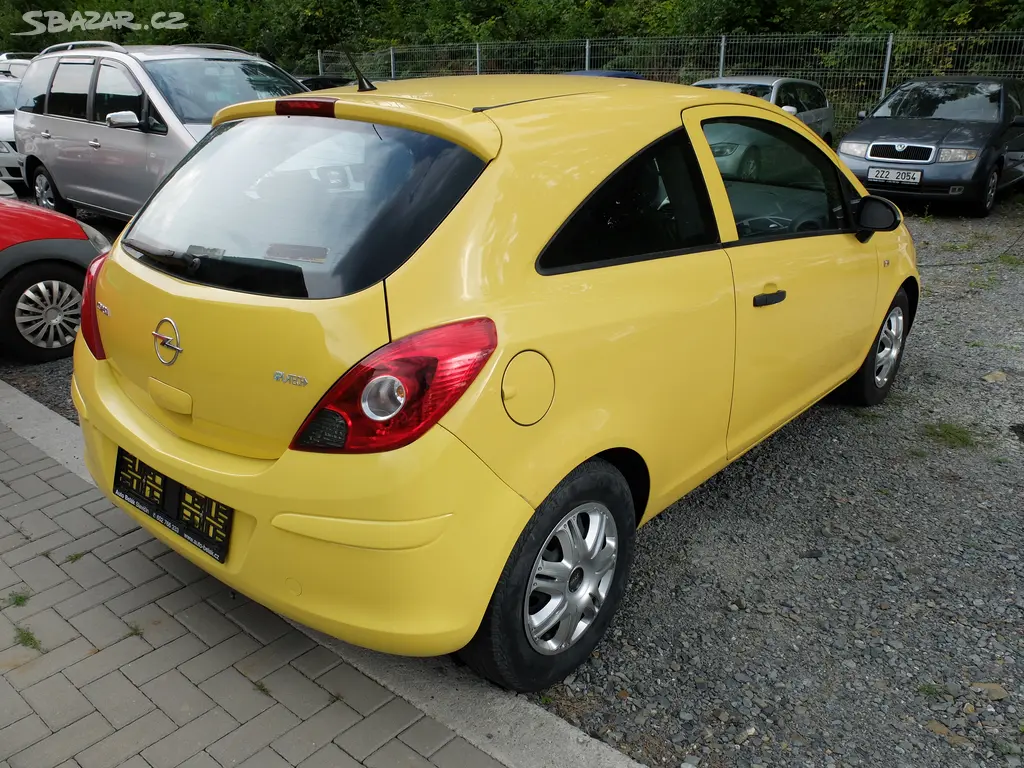 Opel Corsa 1,2i, LPG - fotka 6