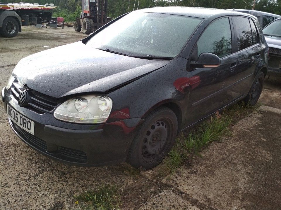 Volkswagen Golf V 1,9 TDI r.v 2006 BKC 77kw