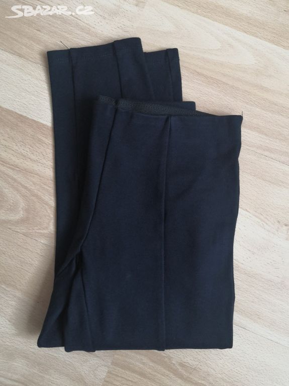 Černé kalhoty 7/8 Zara vel. 134