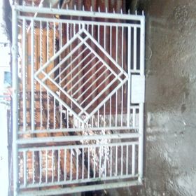 Inzeraty Zahradni Stavebni Bazar Naradi Stavebniny Okres