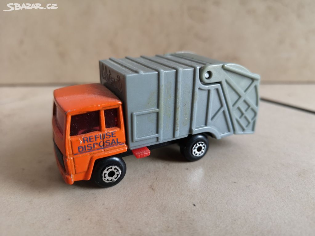 Matchbox refuse truck no 36 1979 sales