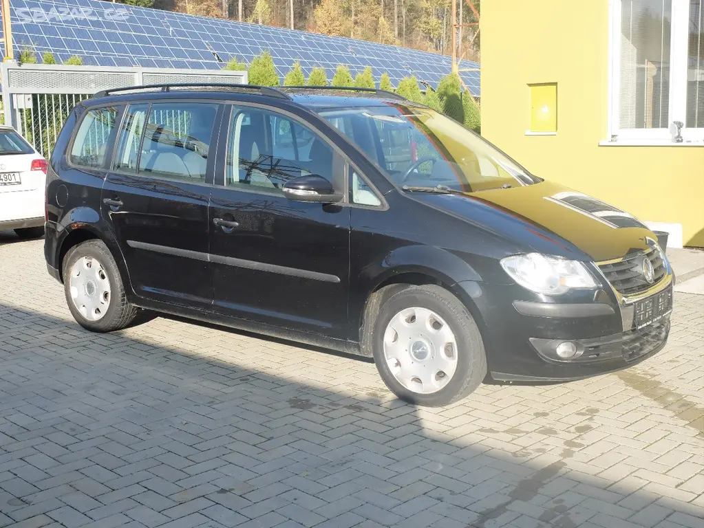 VW Touran 1,4 TSI, CNG, 110 kW, 7 míst
