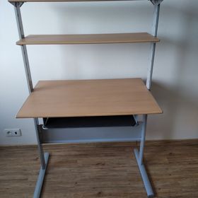 Inzeraty Pc Stul Ikea Psaci Stoly A Pc Stolky Bazar Sbazar Cz