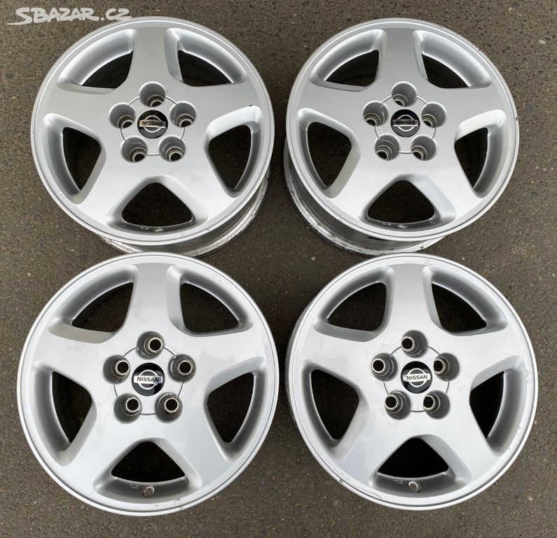 originální alu kola Nissan 16", rozteč 5x114