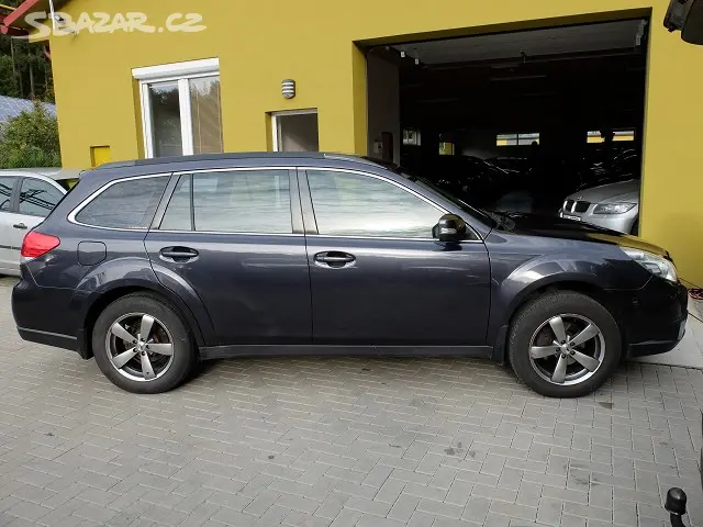 Subaru Outback 2,0 D, 1.majitel, koupeno v ČR8 - fotka 5