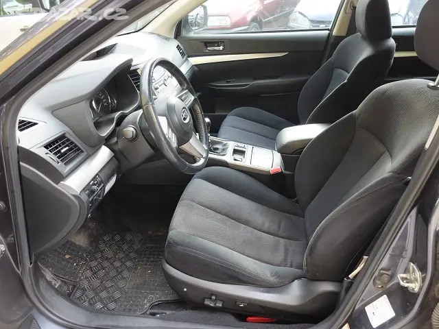 Subaru Outback 2,0 D, 1.majitel, koupeno v ČR8 - fotka 6