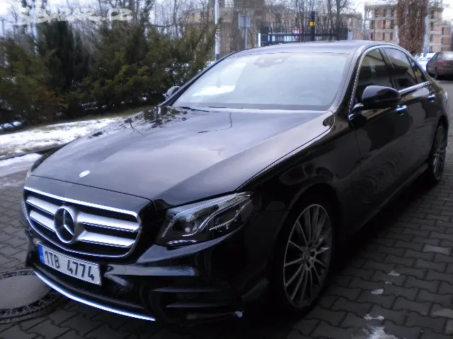 Mercedes-Benz E 220 D AMG,1.maj.,ČR,NEHAVAROVANÉ!!