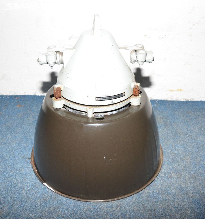 Industriální lampy 8 ks - Pardubice - Sbazar.cz