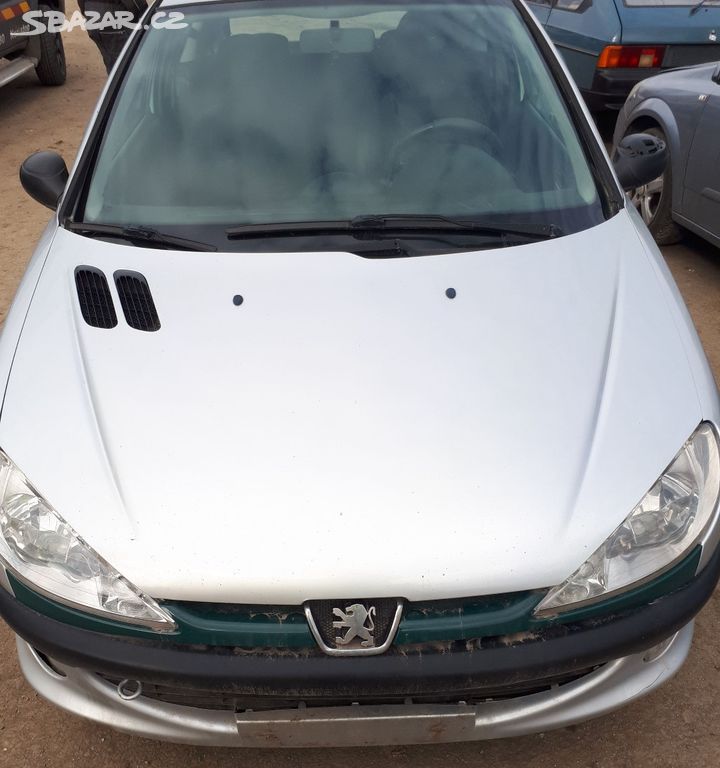 Peugeot 206 1.4 HDI stříbrná