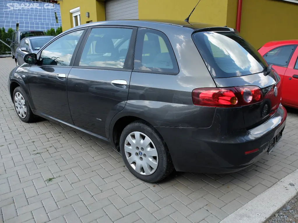 Fiat Croma 1,8i, CNG - levný provoz - fotka 5