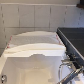 Inzeraty Vanu Prebalovaci Pulty A Komody Bazar Sbazar Cz