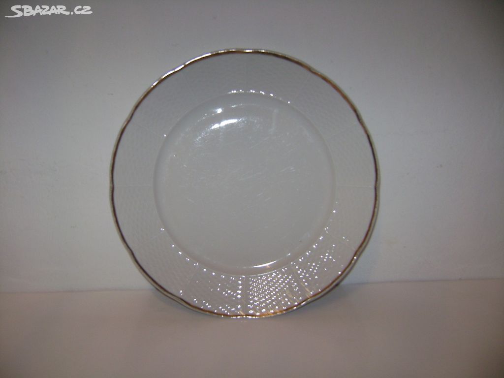 4) Starý porcelánový talíř zlacený Thun - Natalie