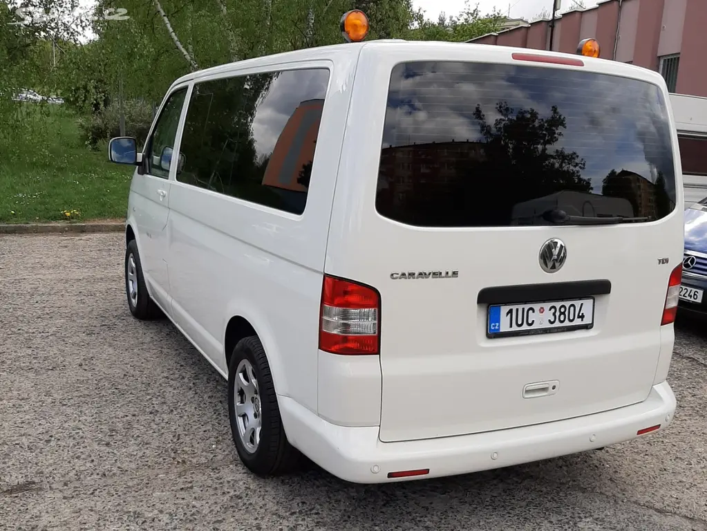 VW T5 Caravelle 2.5 TDi 2009 - fotka 5