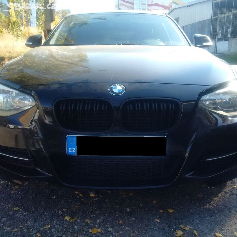 Maska BMW, ledvinky BMW 1 F20 -top kvalita, lesklá