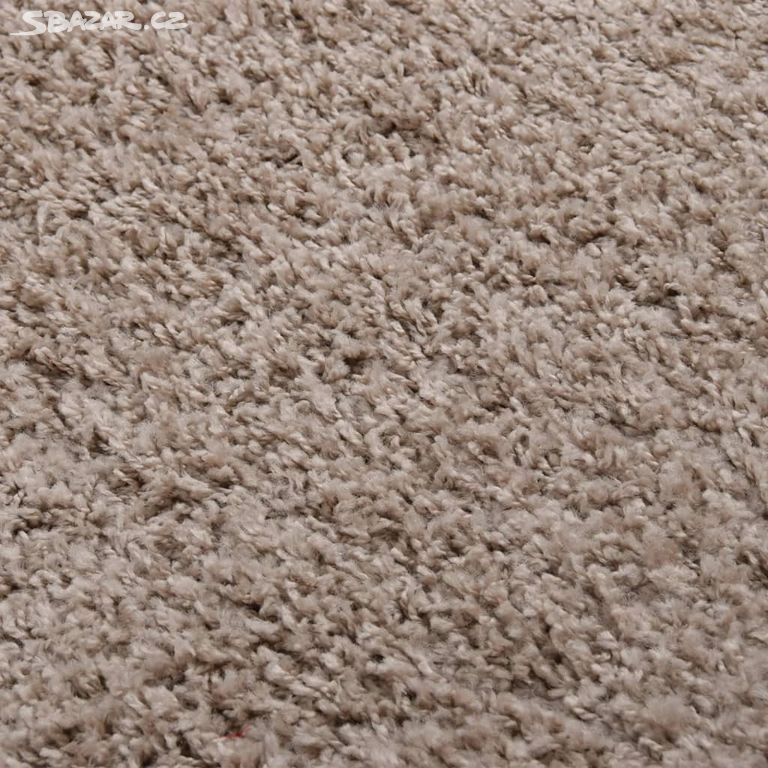 Novy koberec s vysokým vlasem béžový 160 x 230