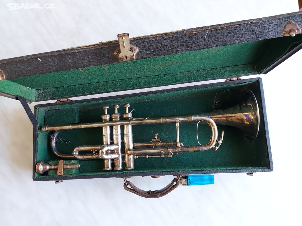 LIGNATONE stará trumpeta trubka