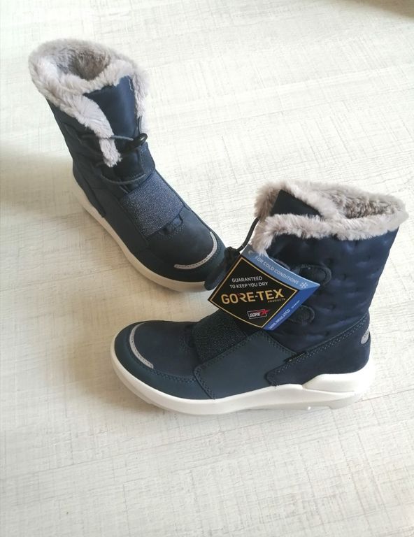 Nové zimní boty Superfit 35