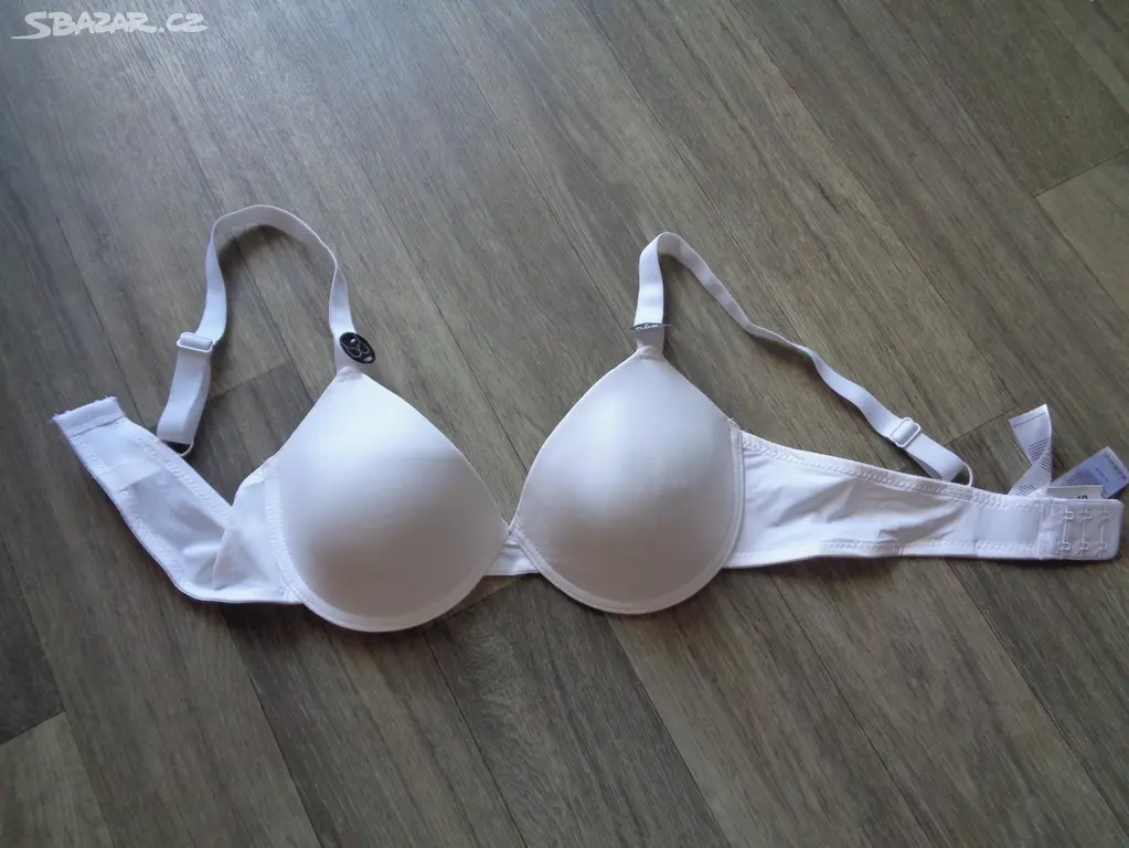 Podprsenka 80C - nová - Třebíč - Bazar - Sbazar.cz