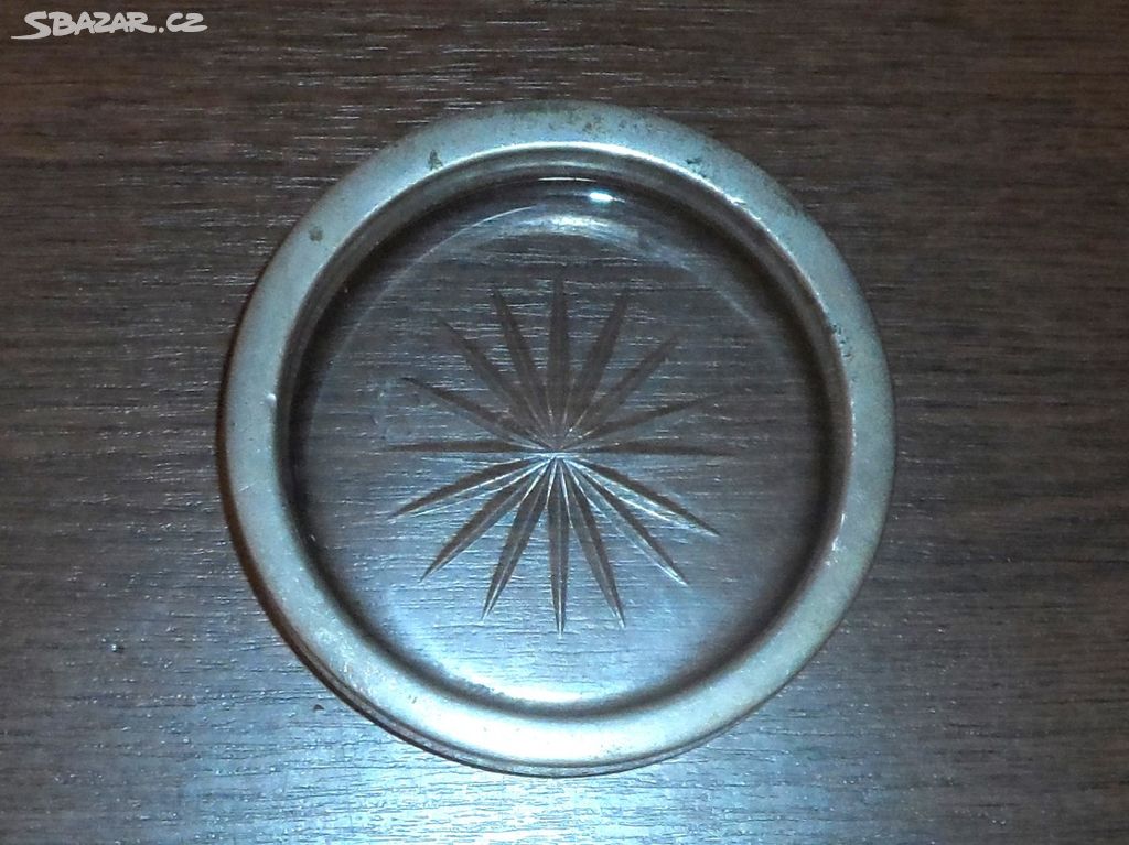 Malý skleněný TÁCEK, kovová montáž