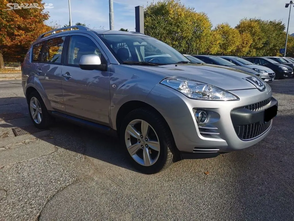 Peugeot 4007 2,2HDi FAP 2009 4X4 7míst - fotka 2