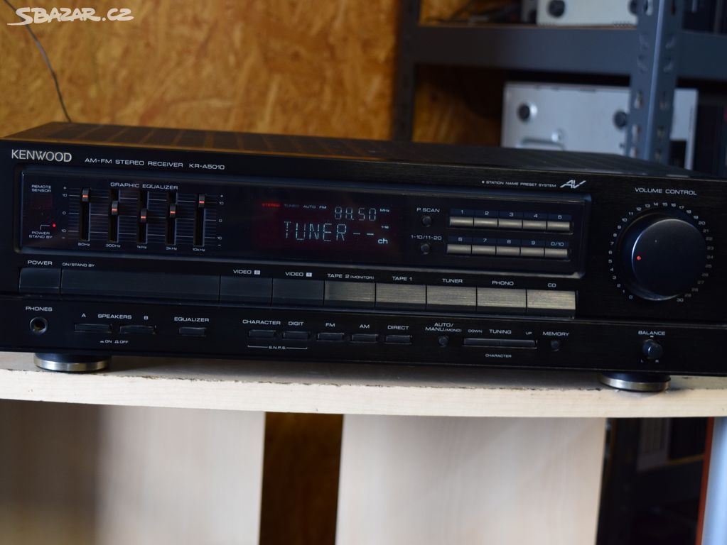 KENWOOD KR-A5010 LEVNÝ STEREO RECEIVER EKVALIZÉR !