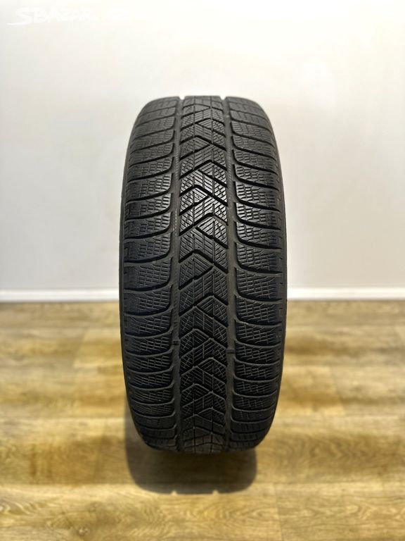 2x zimní Pirelli Scorpion Winter 235/55/19 101T