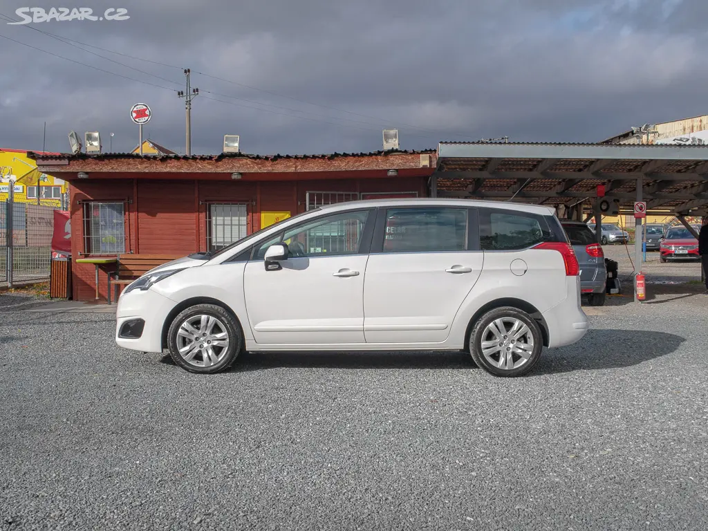 Peugeot 5008 FL 1.6HDI 88KW mat 7sedadel