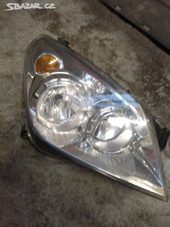 Přední světlo Opel Astra H 1EG270370 -42 halogen