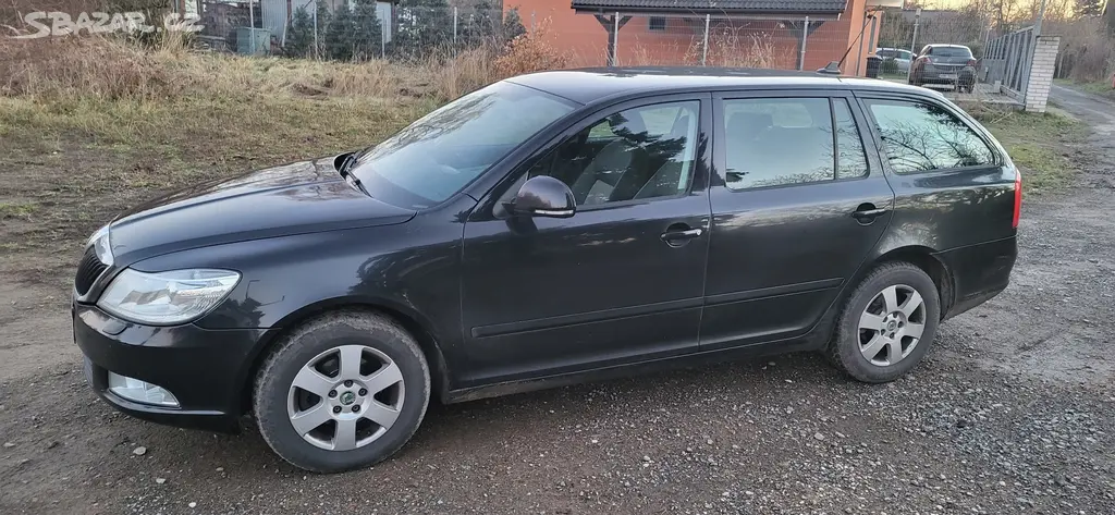 Škoda Octavia combi TDI 77 kW Elegance Tažné-TOP