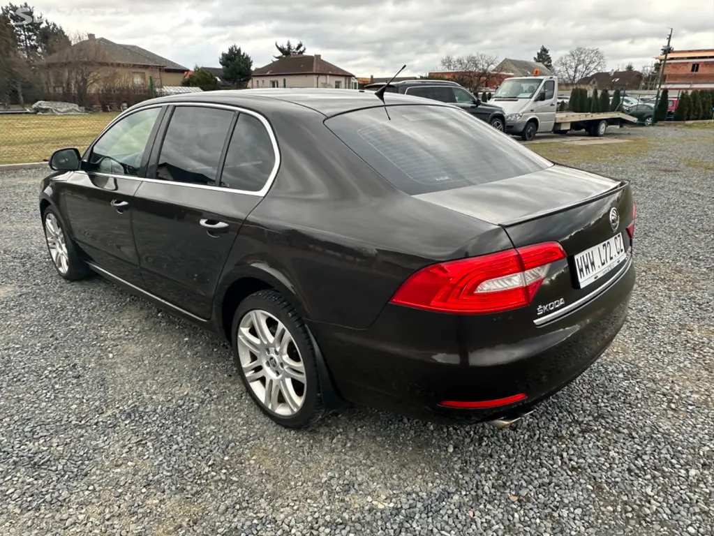 Škoda Superb 3.6 fsi V6 automat 4x4 DSG - fotka 4