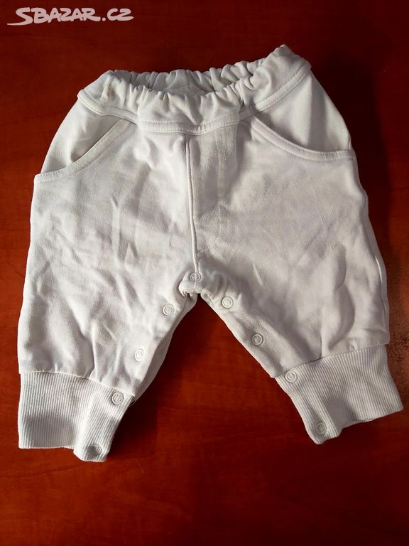 Kalhoty bílé 62-68