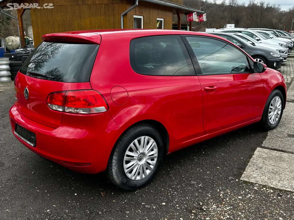 VW Golf VI 1.4i, r.2010, serviska, rozvody, stk - fotka 4