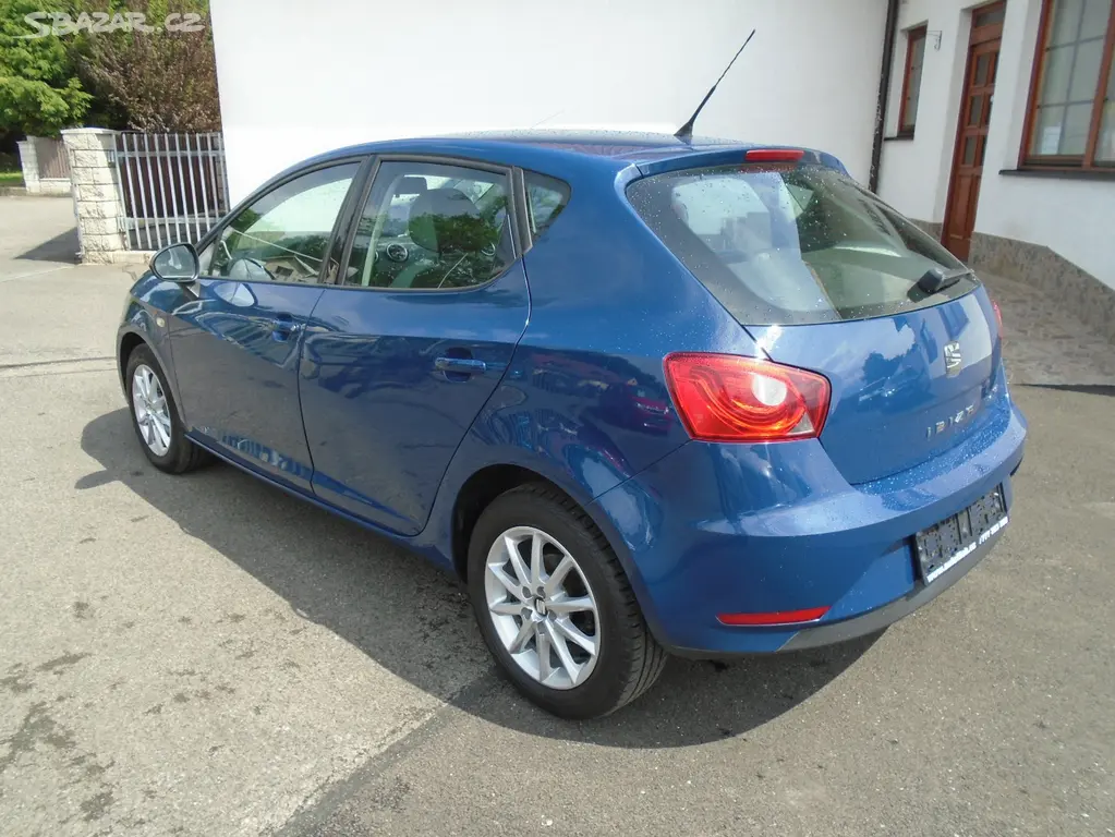 SEAT IBIZA 1.2 TSI KLIMA SERV.KNIHA - fotka 4