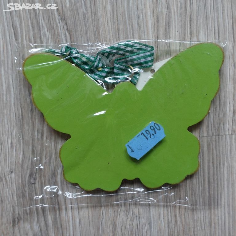 Keramický dekorační zelený motýl