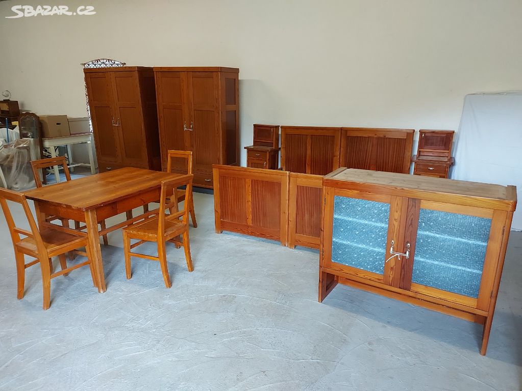 Starožitný nábytek - kompletní ložnice