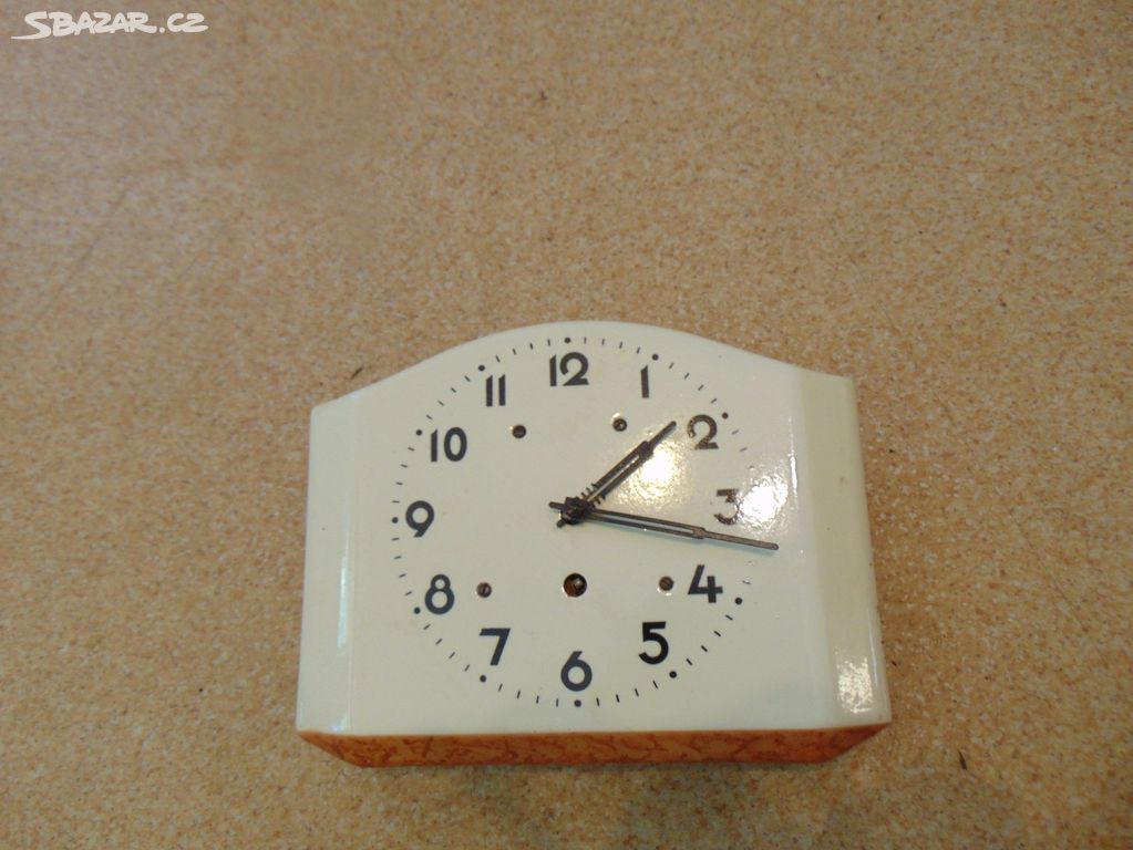 Starožitné nástěnné kuchyňské porcelánové hodiny