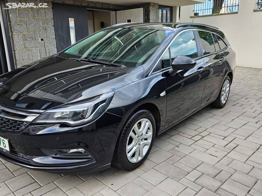 Opel Astra K Combi 1.6 CDTI 1.majitel automat