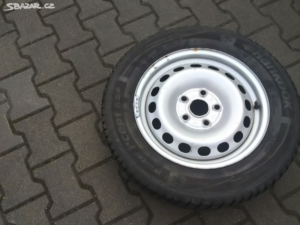 zimní pneu 195 65 15 +disky 5x112 na ŠKODA VW SEAT