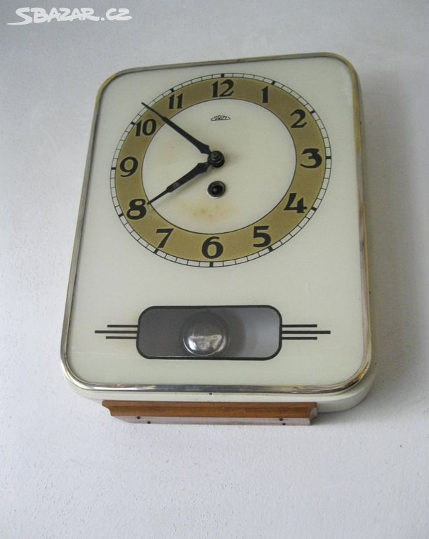 Kuchyňské hodiny zn: PRIM z roku 1957