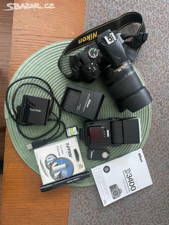 Nikon d3400, objektiv 18-105 mm +prislusenstvi