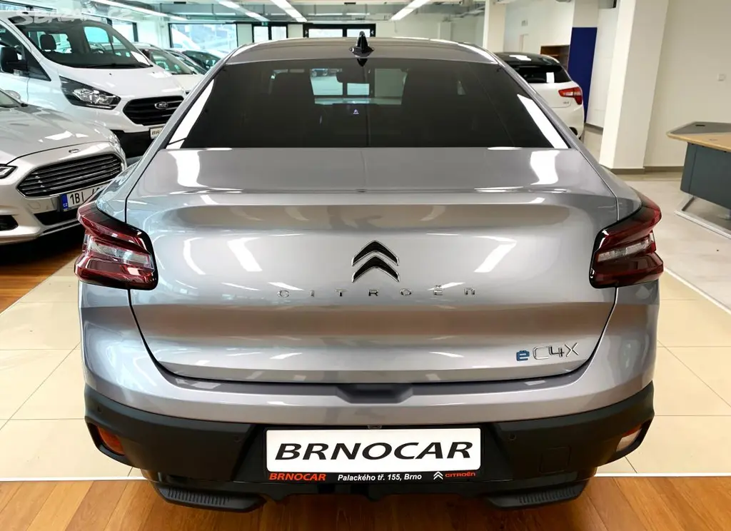 Citroën C4 X, Elektromotor 100 kW/136k Aut. - fotka 5