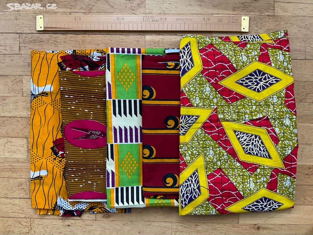 Africké látky - malé kupony různých velikostí