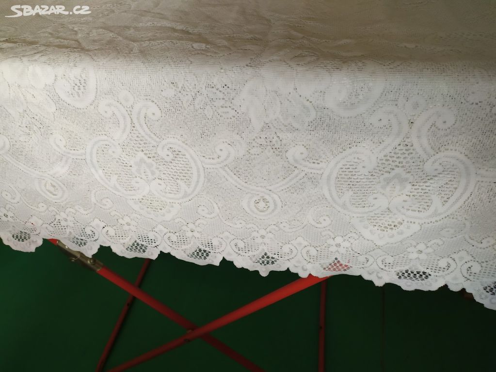 Bílá záclona se vzorem 5.20 m x 1.40 m