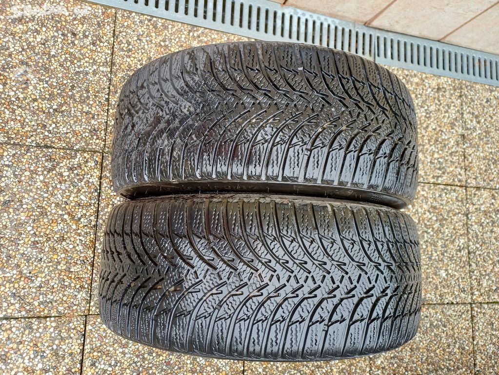 Prodám zimní pneu 2ks Kumho a 2ks Toyo 215/45 R16