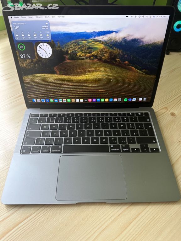 MacBook Air M1 256 GB, 16 GB RAM, jako nový
