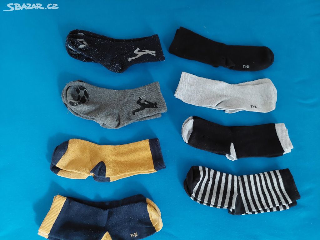 Chlapecké ponožky velikost 27-30