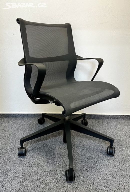 kancelářská židle Herman Miller Setu