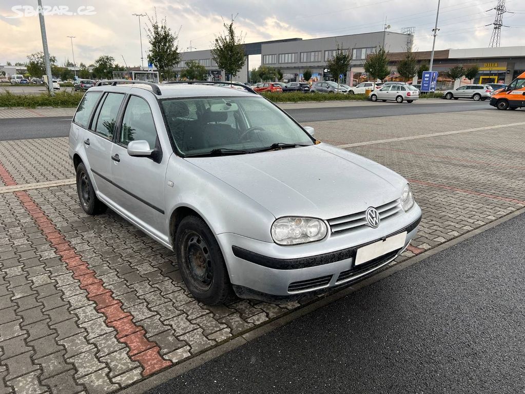 Volkswagen Golf 1.9 TDi 85kw 6 ryrchlostí TZ klima