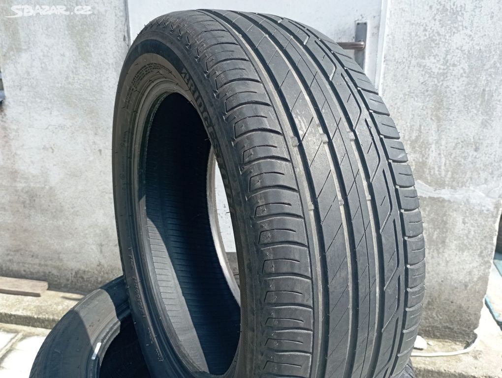 215/55/17 Bridgestone letní pneu 4ks