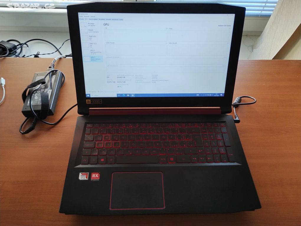 Herní notebook Acer Nitro 5 AMD Radeon RX550 4GB